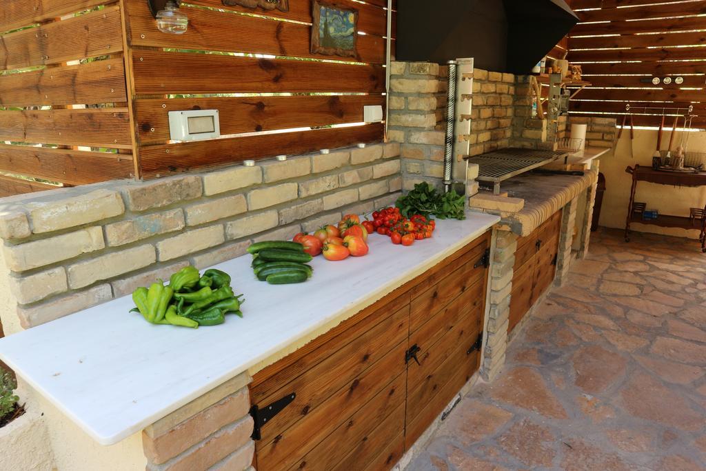 Villa Magia Ipsos Bagian luar foto