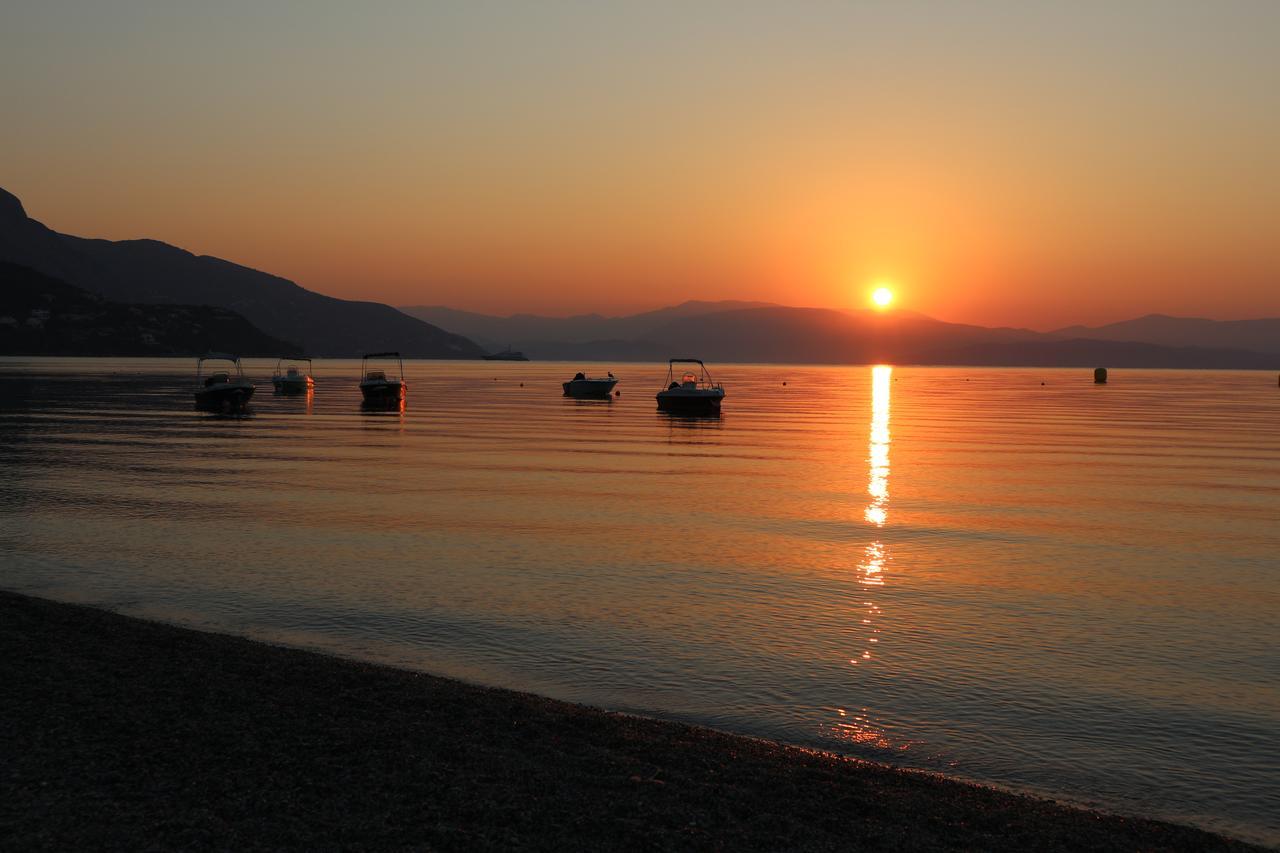 Villa Magia Ipsos Bagian luar foto