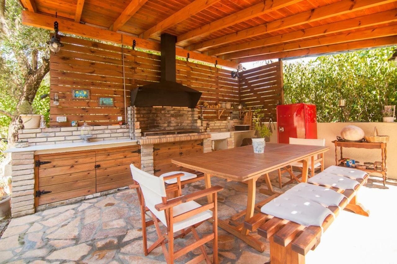 Villa Magia Ipsos Bagian luar foto